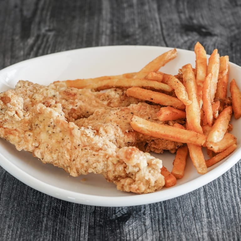 Smoky BBQ Delights: Diner's American Classics